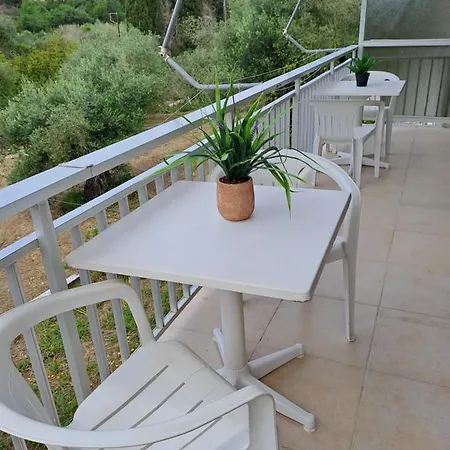 Evridiki Appartement Mesongí