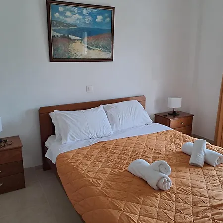 Evridiki Apartment Mesongí