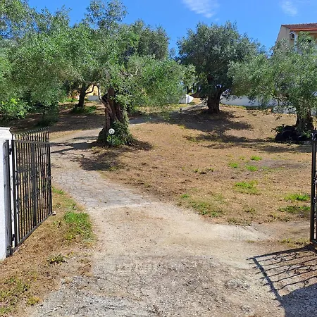 Evridiki Apartman Meszongí